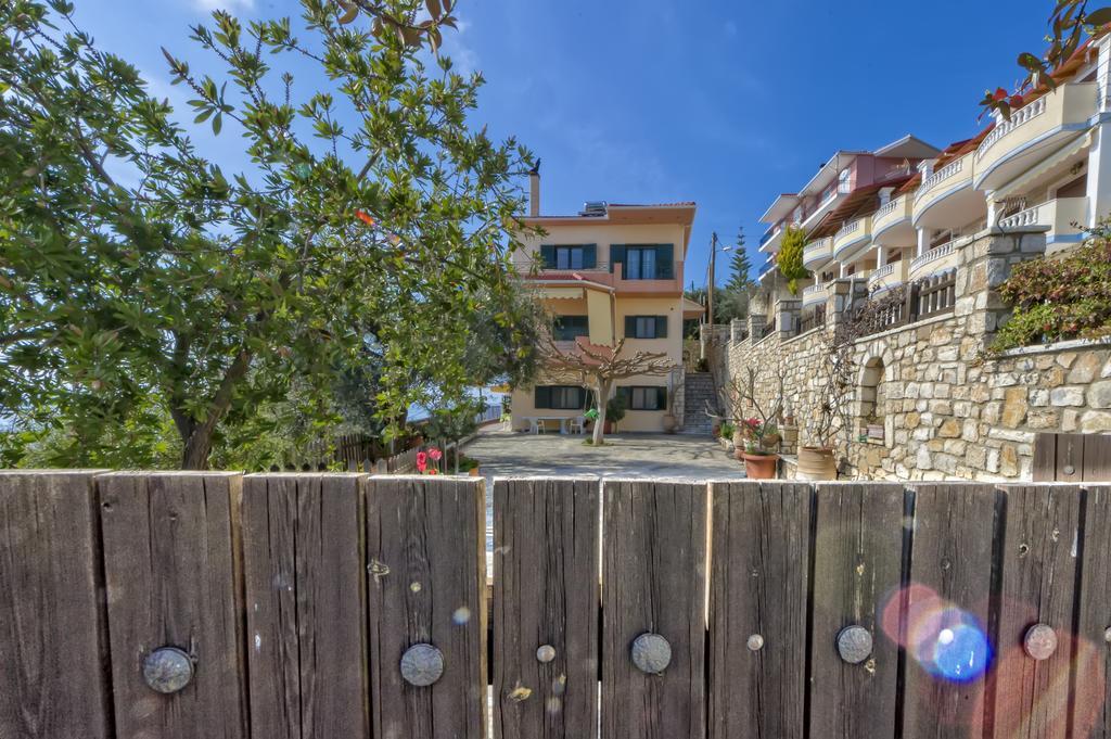 Villa Giovanni Paralia Vrachou Luaran gambar
