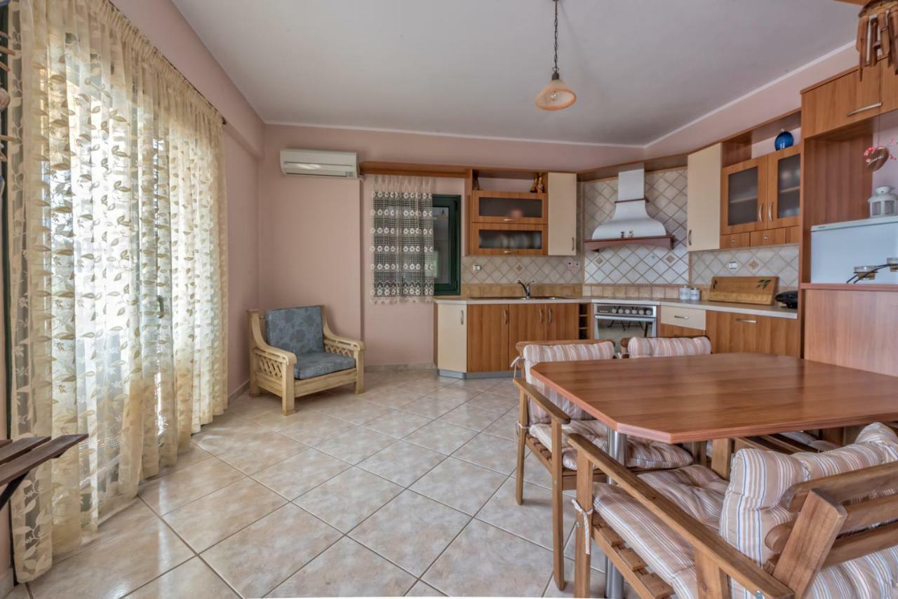 Villa Giovanni Paralia Vrachou Luaran gambar