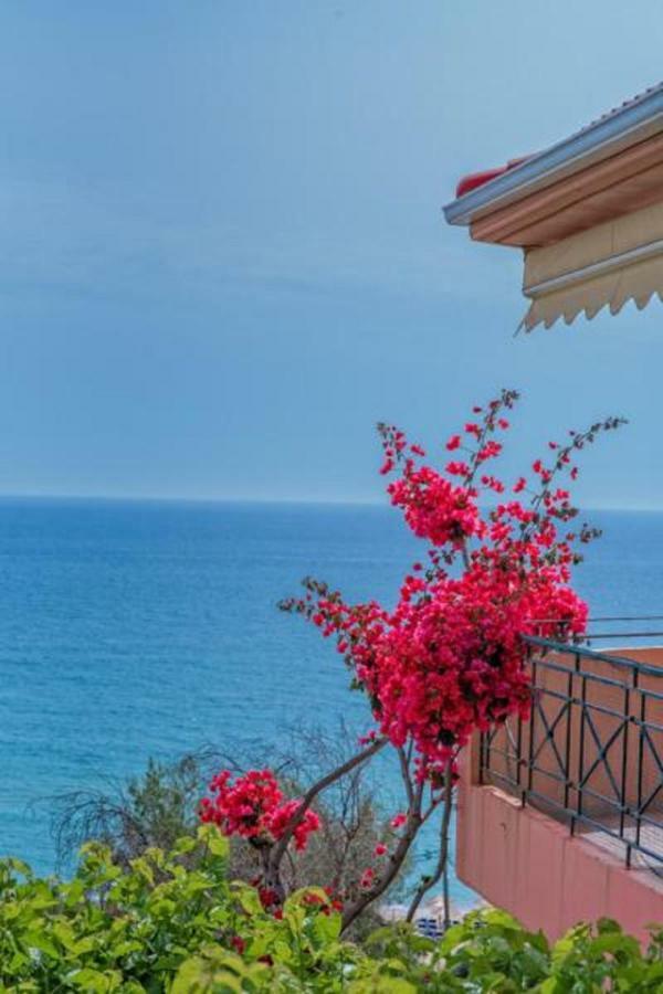 Villa Giovanni Paralia Vrachou Luaran gambar